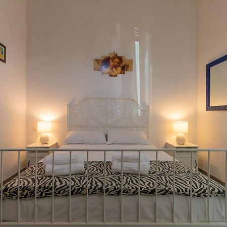 Vercelli Guest House Near San Giovanni روما المظهر الخارجي الصورة