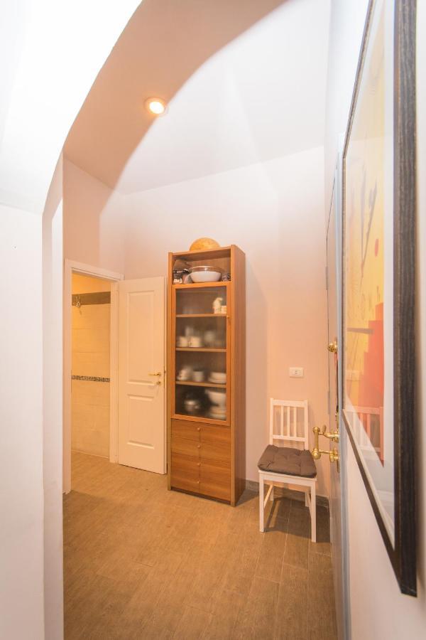Vercelli Guest House Near San Giovanni روما المظهر الخارجي الصورة