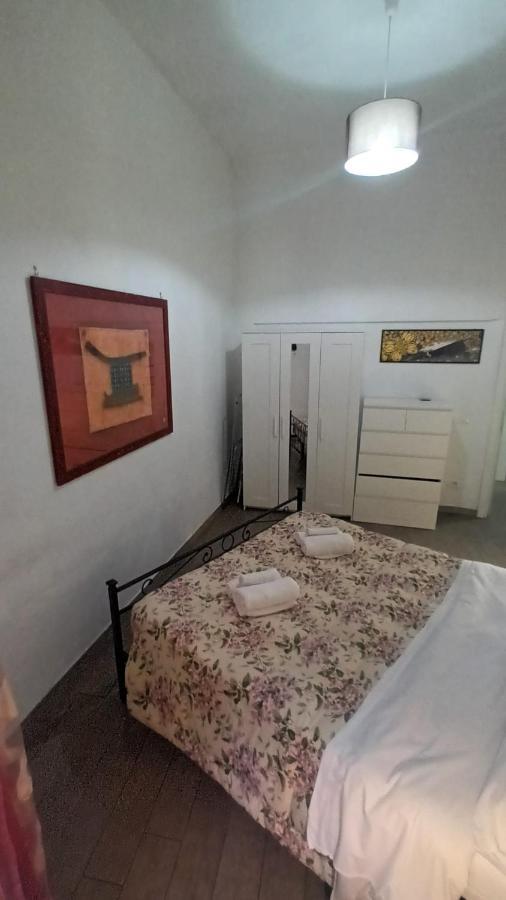 Vercelli Guest House Near San Giovanni روما المظهر الخارجي الصورة