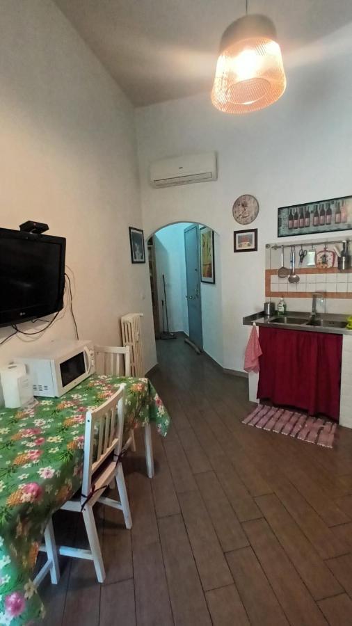 Vercelli Guest House Near San Giovanni روما المظهر الخارجي الصورة