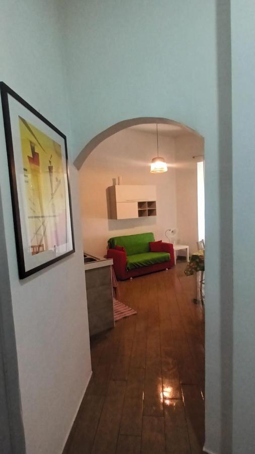 Vercelli Guest House Near San Giovanni روما المظهر الخارجي الصورة